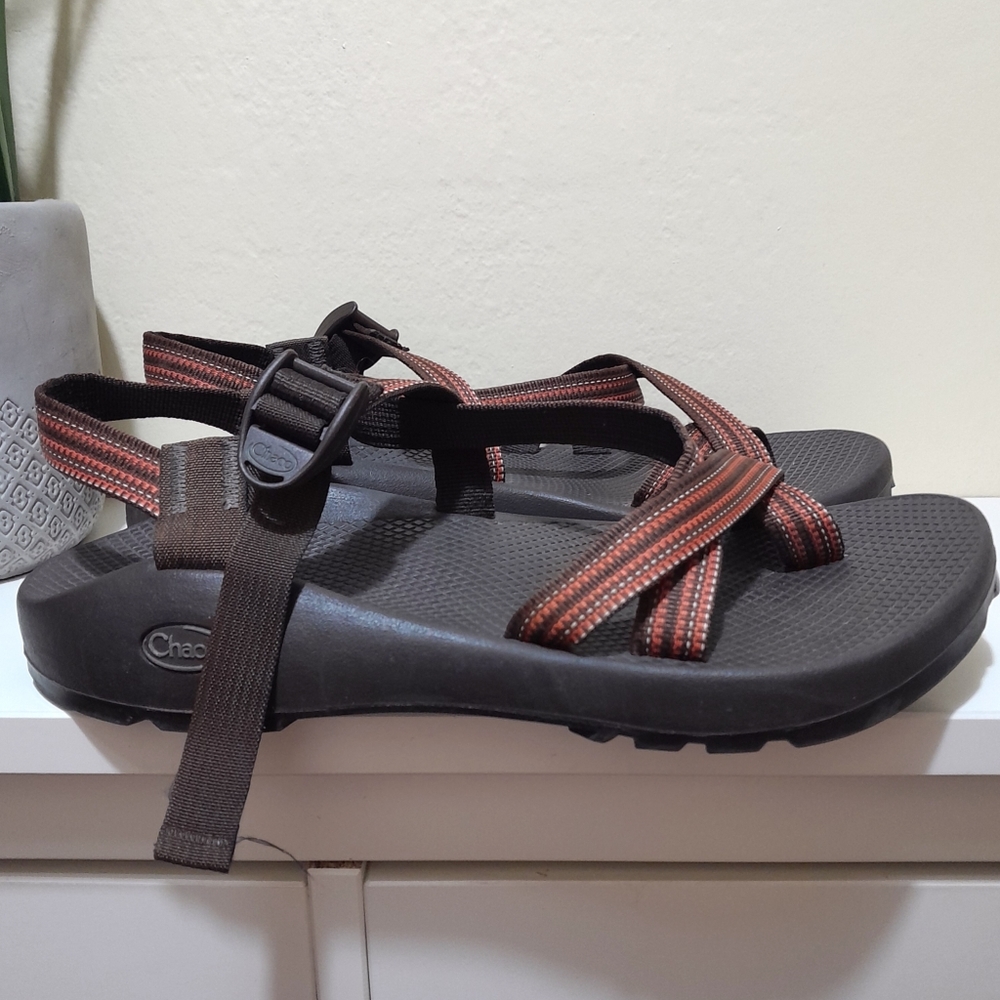 men's Chaco Zx2 size 12 brown orange adjustable straps men's sandals